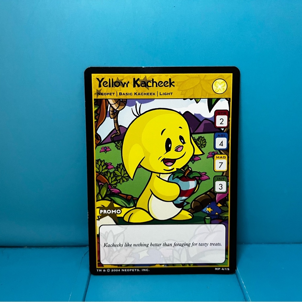 McDonald’s Neopets TCG Yellow Kacheek Promo 4/15 - 2004 (Loose)